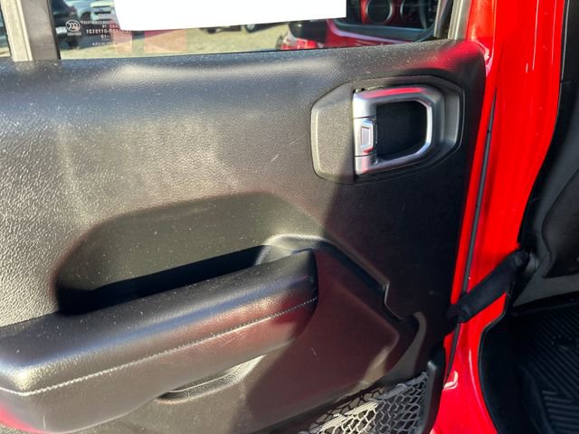 Used 2020 Jeep Gladiator Rubicon w/ Dual Top Group image 43