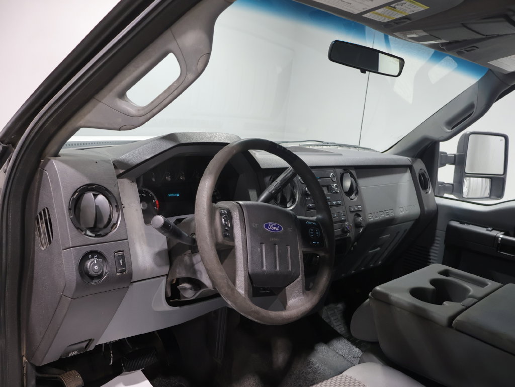 Used 2011 Ford F250 XL w/ PWR Equipment Group AWD/4WD image 16
