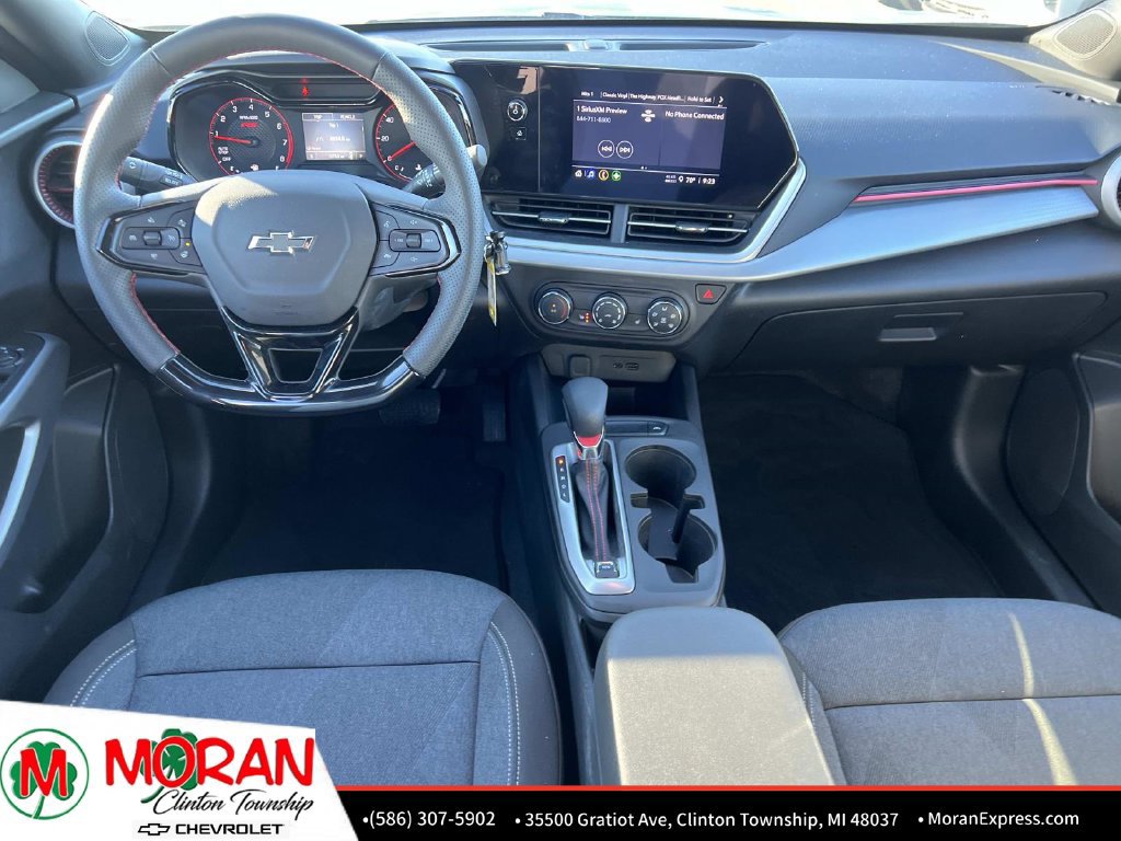 Certified 2024 Chevrolet Trax RS w/ Driver Confidence Package FWD image 14