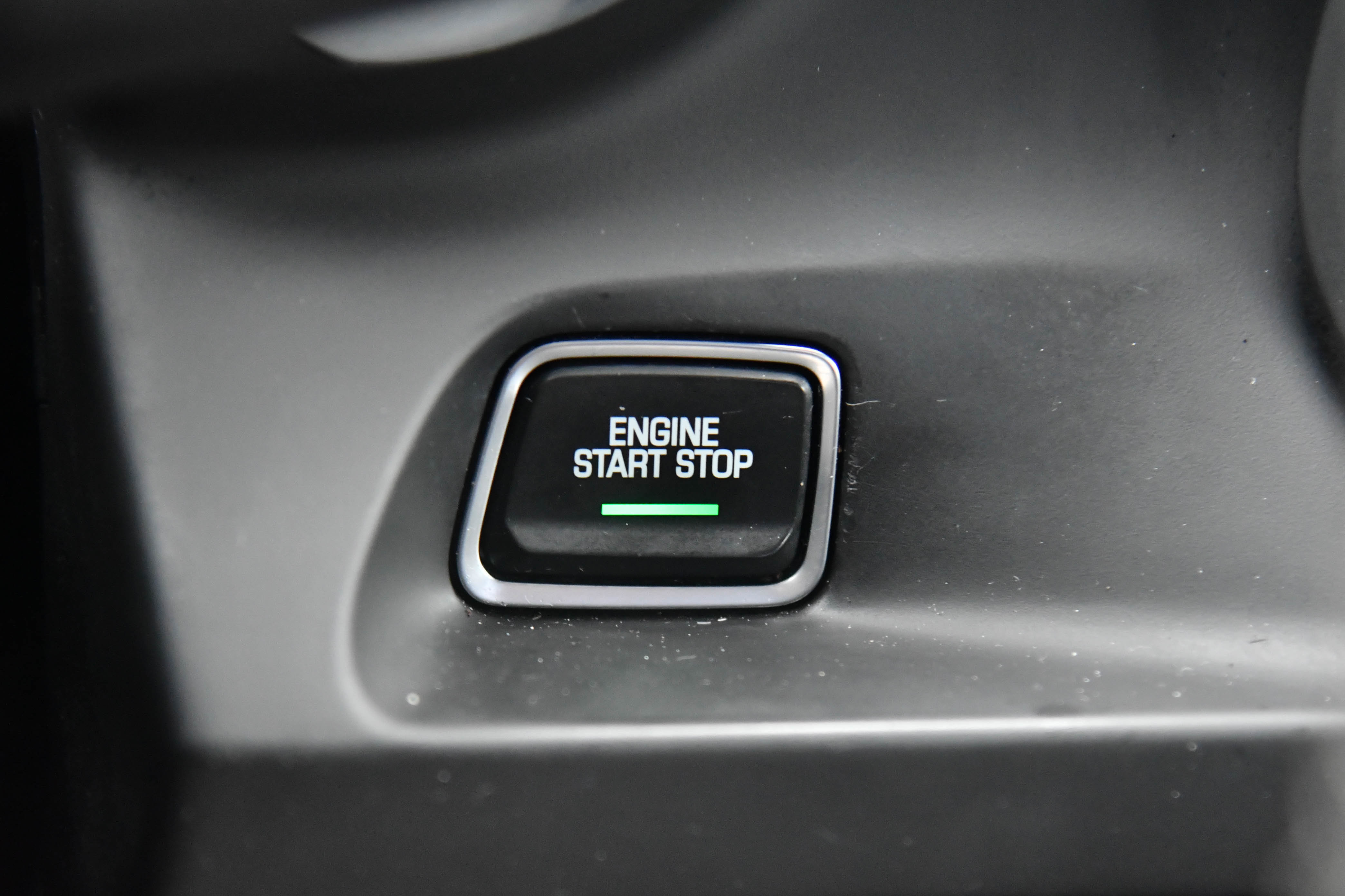 Used 2020 Chevrolet Camaro LT w/ RS Package image 25