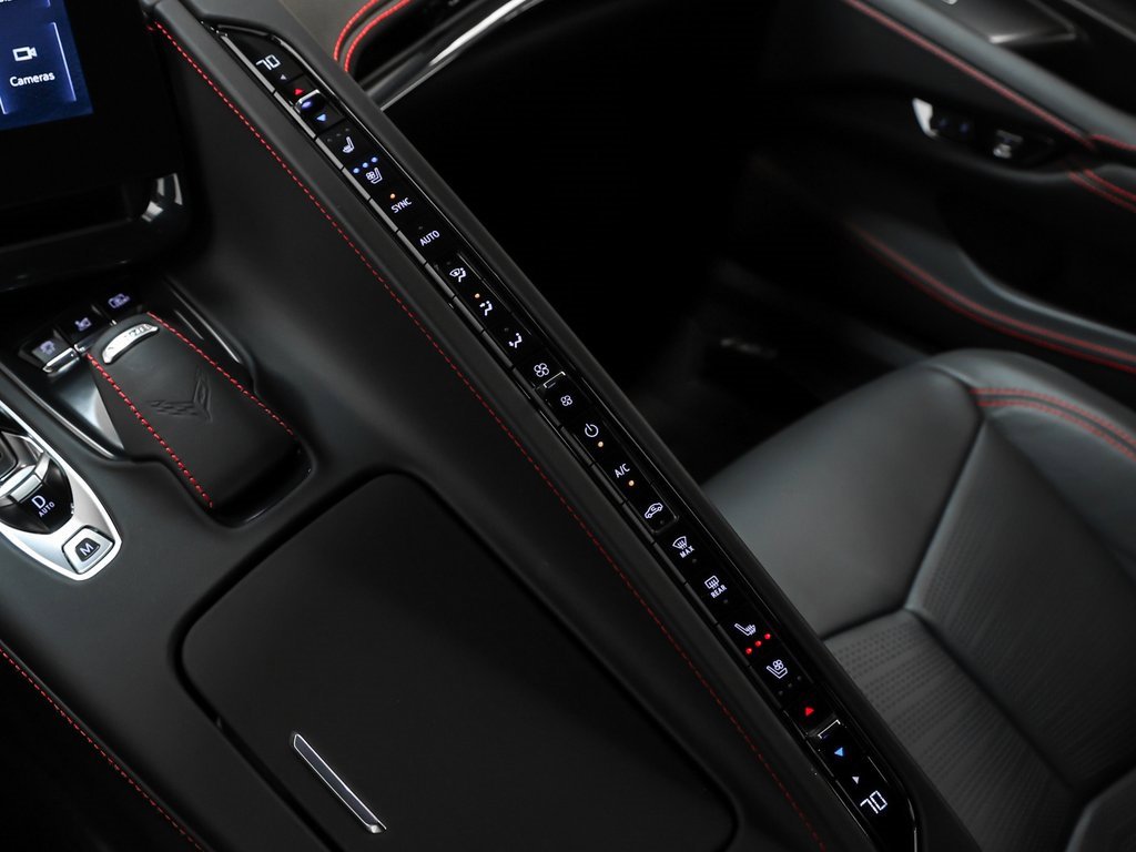 Used 2025 Chevrolet Corvette Z06 image 59