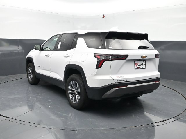 Used 2025 Chevrolet Equinox LT FWD image 7
