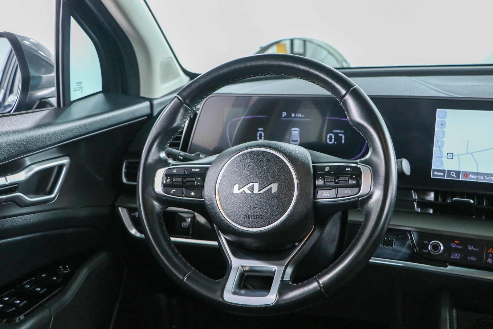 Used 2023 Kia Sportage EX FWD image 12