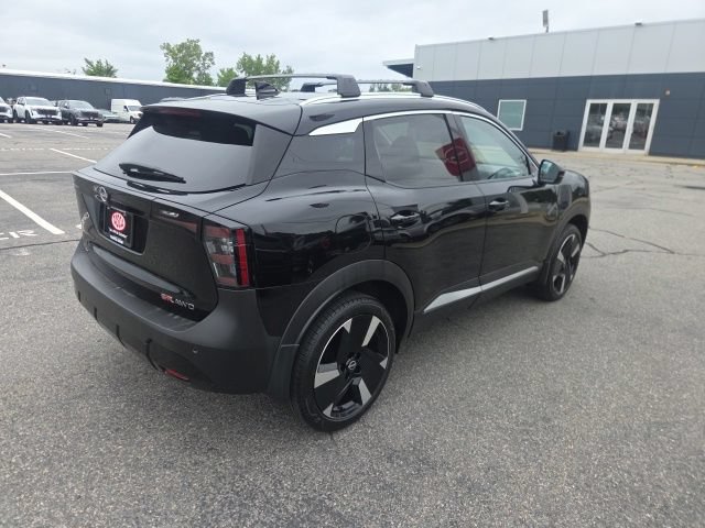 Used 2026 Nissan Kicks SR w/ Cold Weather Package AWD/4WD image 5