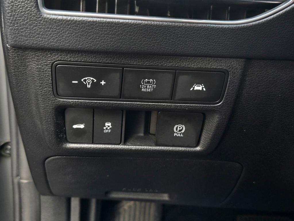Used 2020 Hyundai Sonata Limited FWD image 19