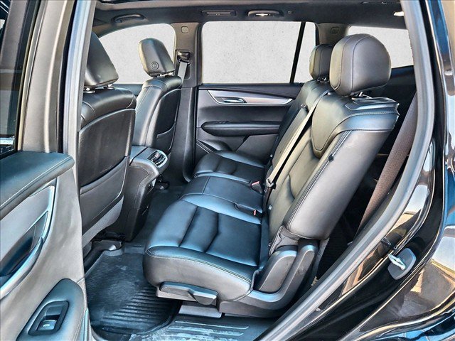 Used 2024 Cadillac XT6 Luxury w/ LPO, Floor Liner Package FWD image 20