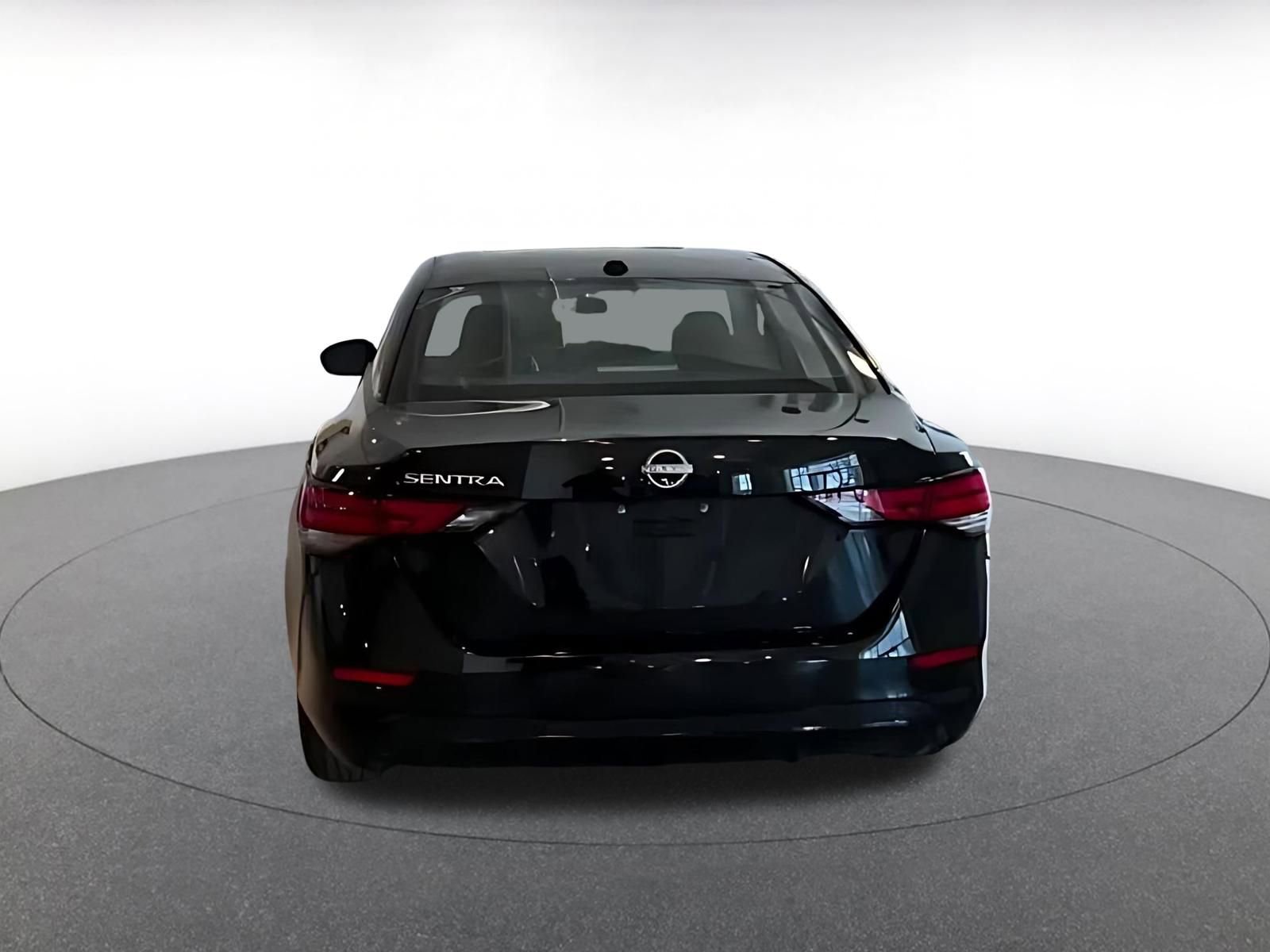 Used 2025 Nissan Sentra SV image 12