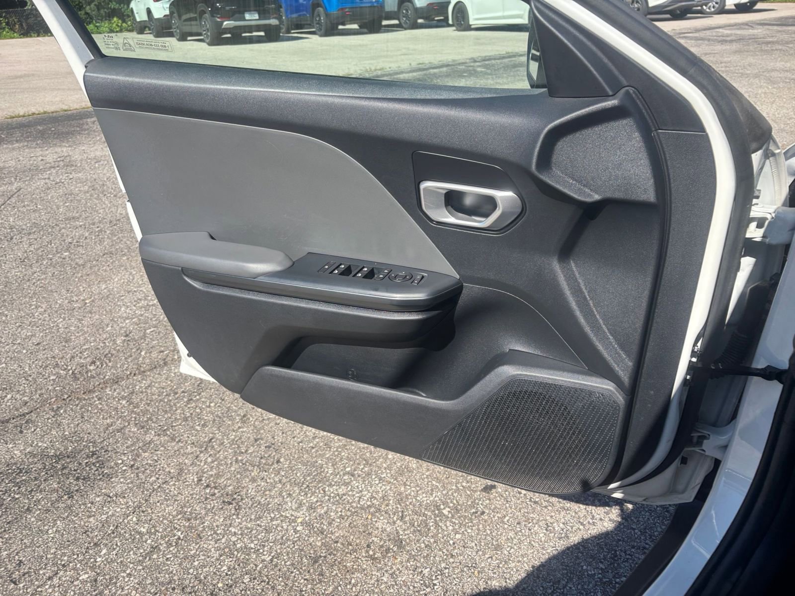 Used 2025 Kia K4 FWD image 18