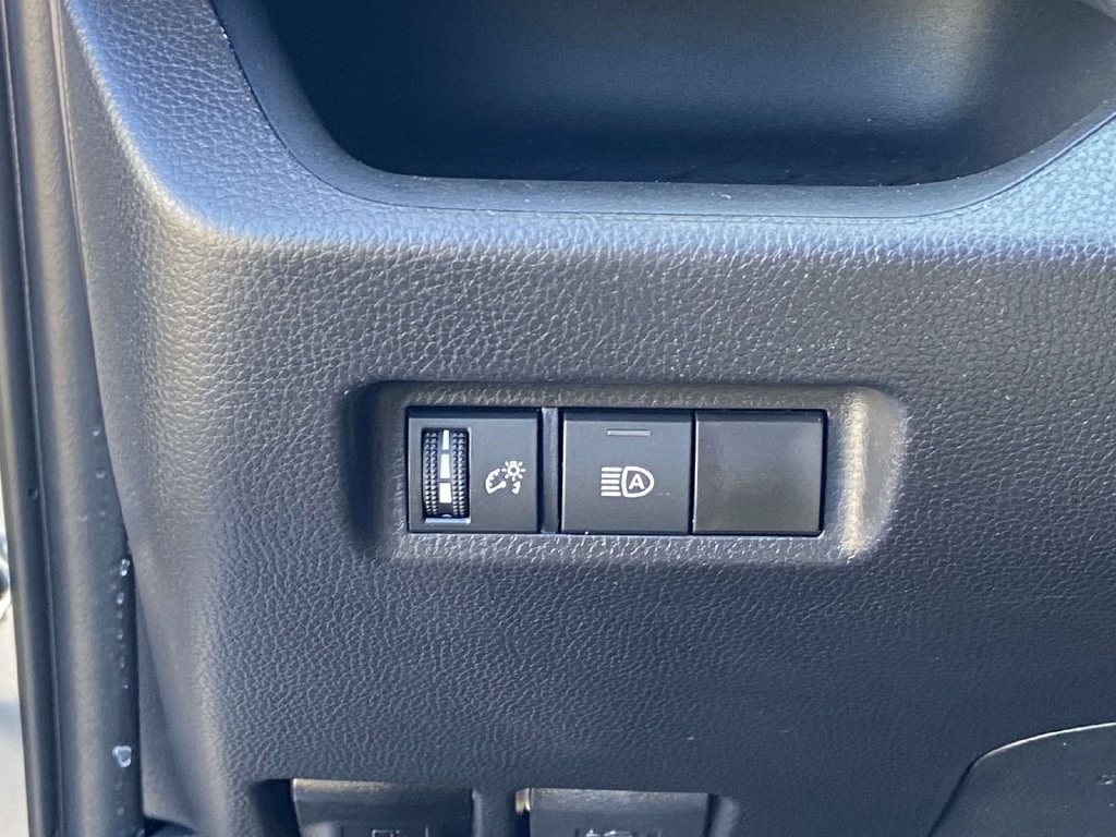 Used 2025 Toyota RAV4 LE FWD image 26