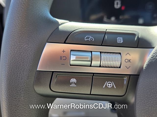 Used 2026 Hyundai Kona SE image 25