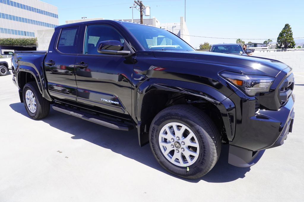 New 2026 Toyota Tacoma SR5 AWD/4WD image 3