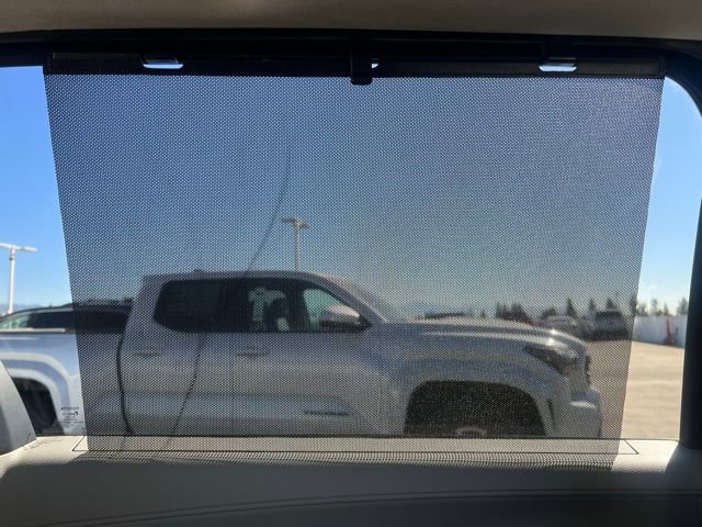 Certified 2024 Toyota Sienna LE image 41