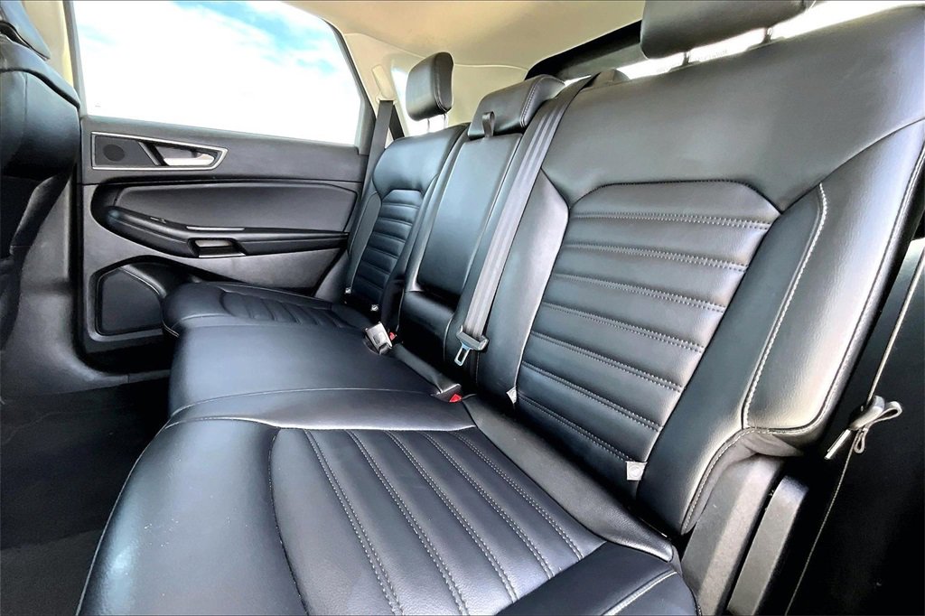 Used 2024 Ford Edge SEL image 23