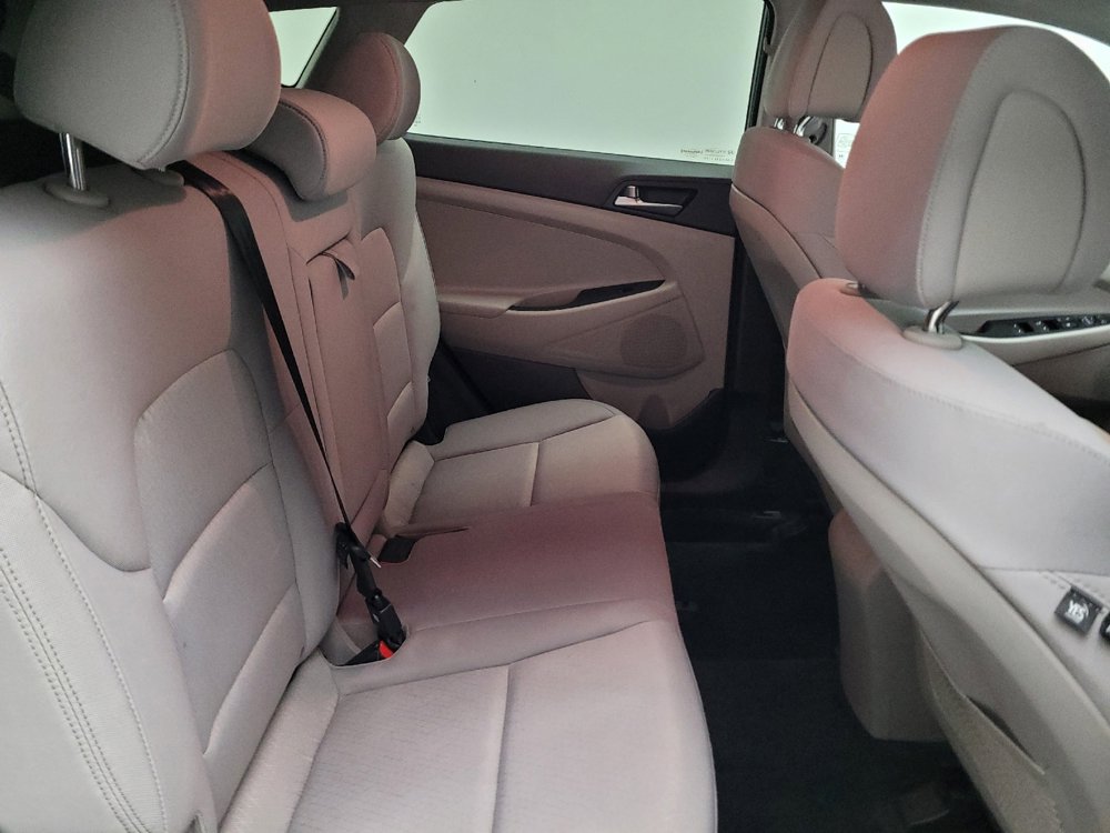 Used 2017 Hyundai Tucson SE image 19