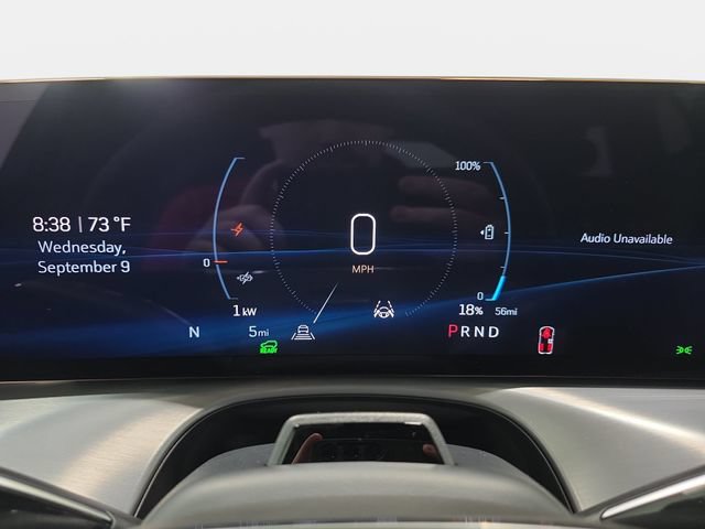 New 2027 Cadillac Vistiq Luxury w/ LPO, Floor Liner Package AWD/4WD image 15