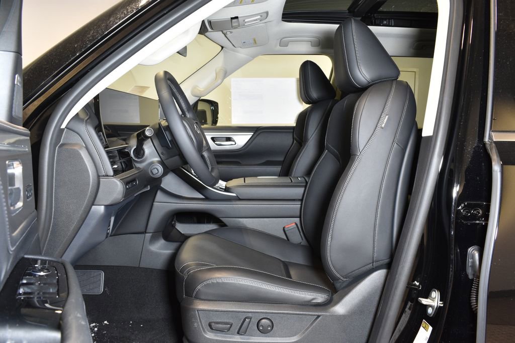 New 2026 INFINITI QX80 Pure w/ Cargo Package image 11