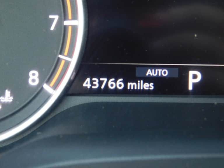 Used 2023 Nissan Rogue SL w/ SL Premium Package image 19