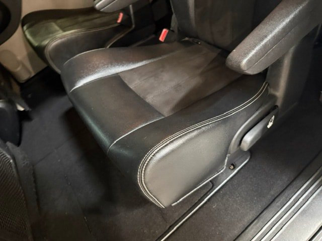 Certified 2020 Dodge Grand Caravan SXT FWD image 31