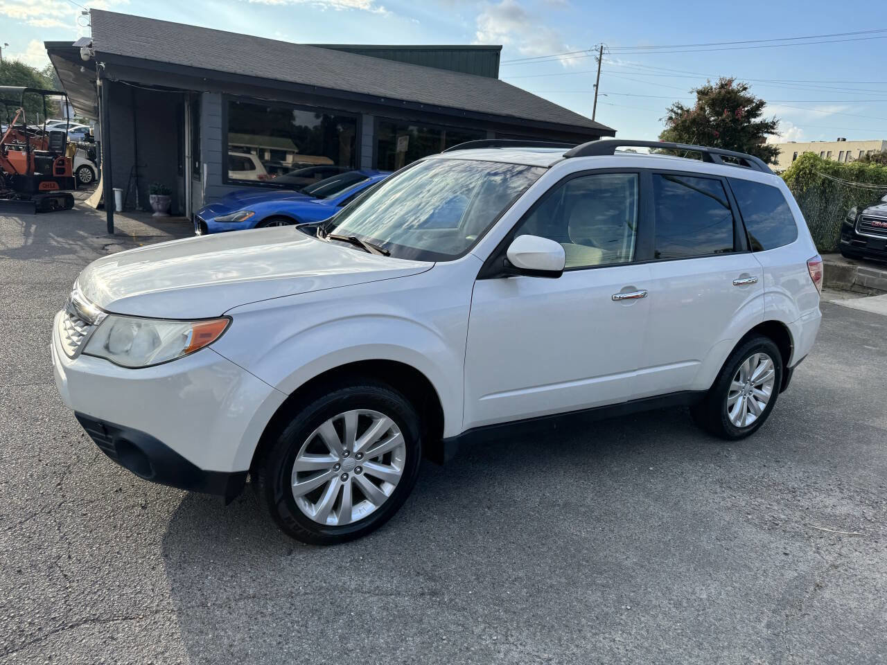 Used 2013 Subaru Forester 2.5X Premium w/ Popular Pkg 3 image 4