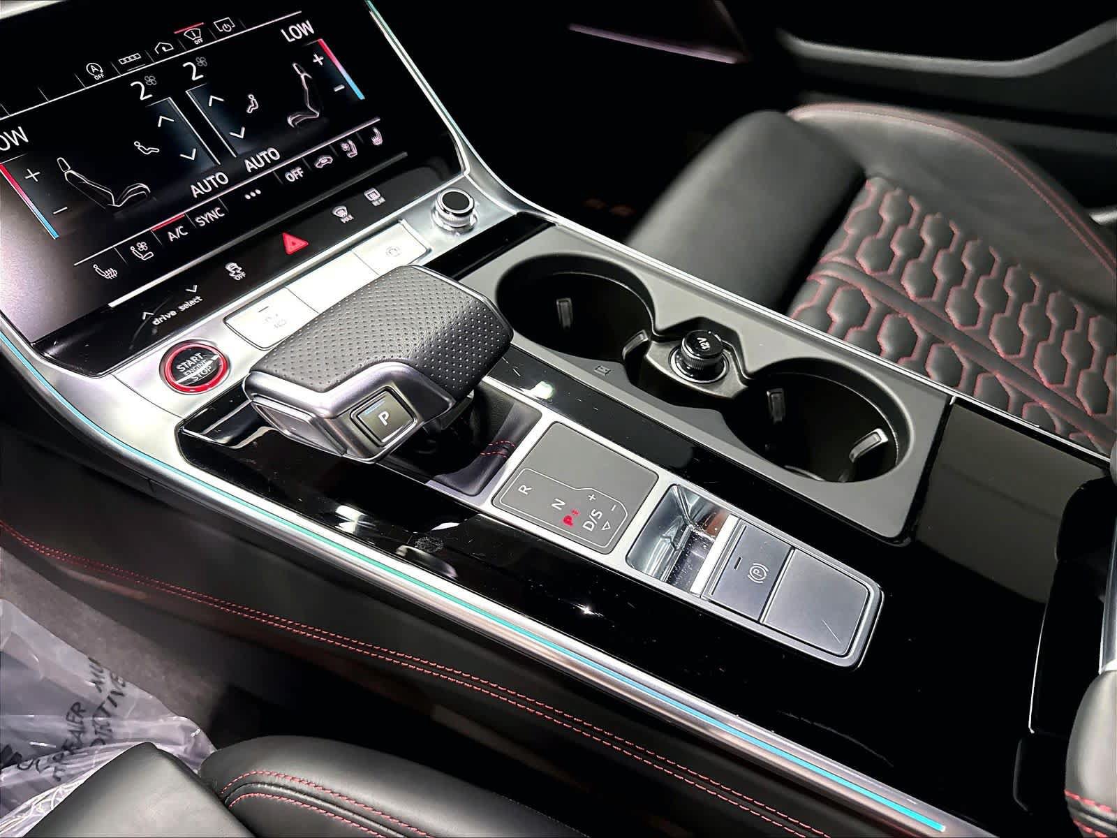 Used 2022 Audi RS 6 AWD/4WD image 19