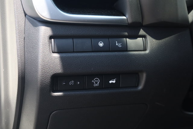 Certified 2025 Nissan Rogue SL w/ Tech Package AWD/4WD image 12