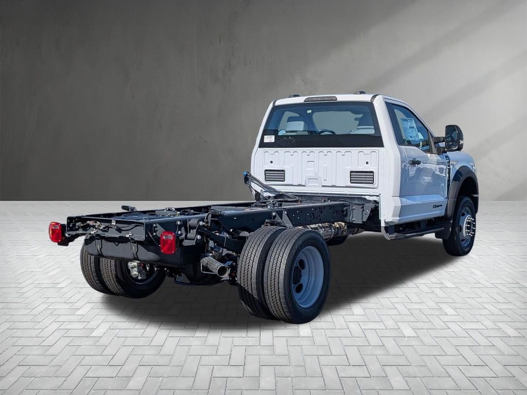 New 2026 Ford F550 4x4 Regular Cab Super Duty image 7