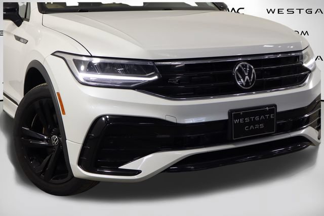 Used 2023 Volkswagen Tiguan SE R-Line AWD/4WD image 47