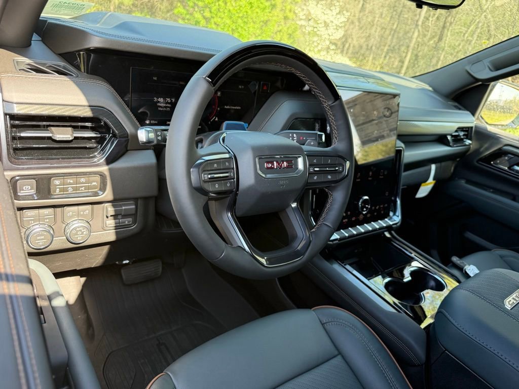 New 2026 GMC Yukon AT4 image 3