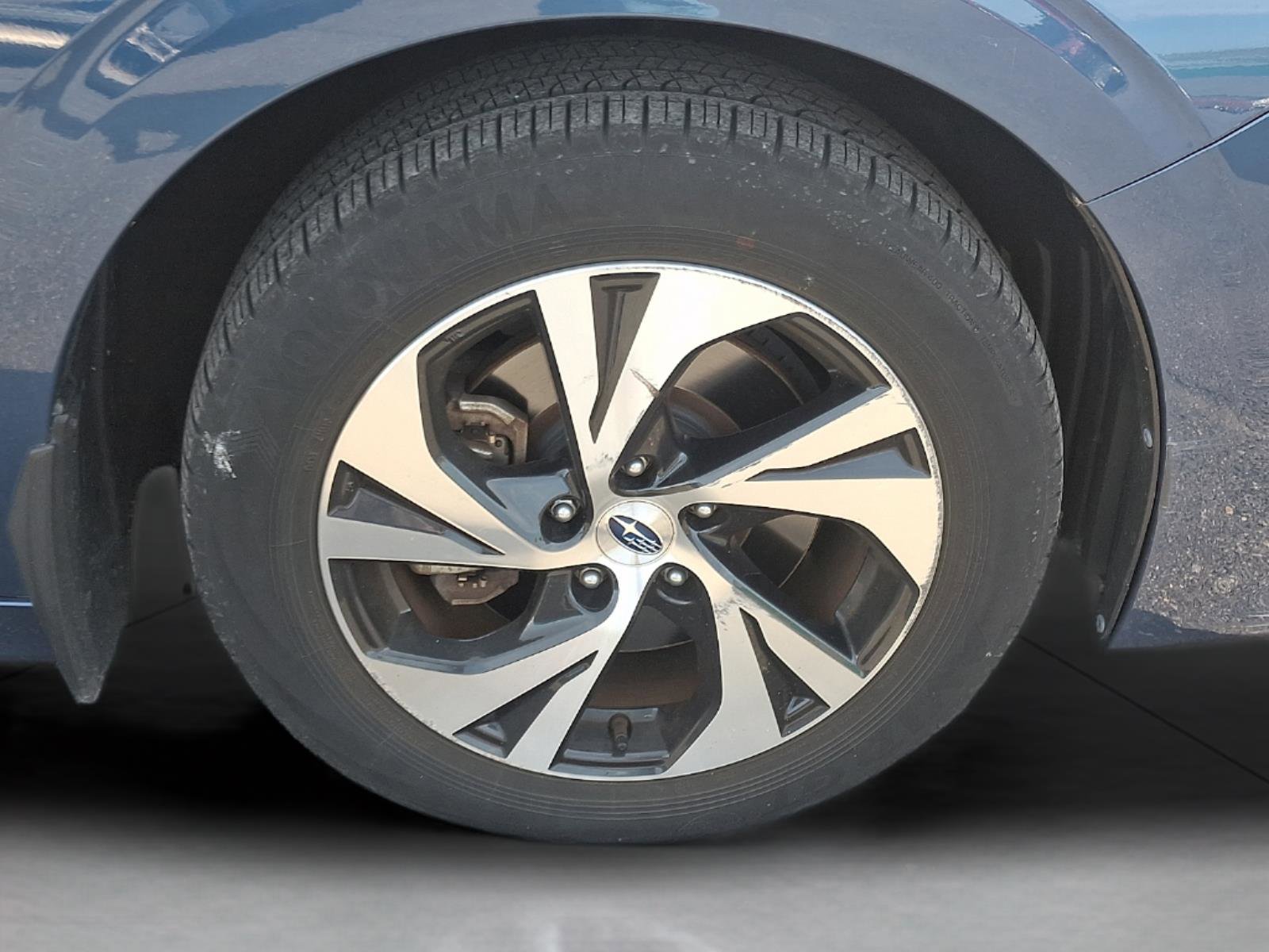 Used 2022 Subaru Legacy Premium image 9