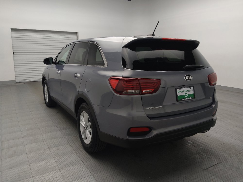 Used 2020 Kia Sorento LX FWD image 5