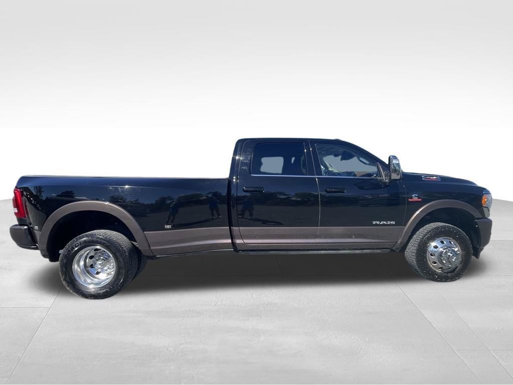 Used 2024 RAM 3500 Limited w/ Safety Group AWD/4WD image 3