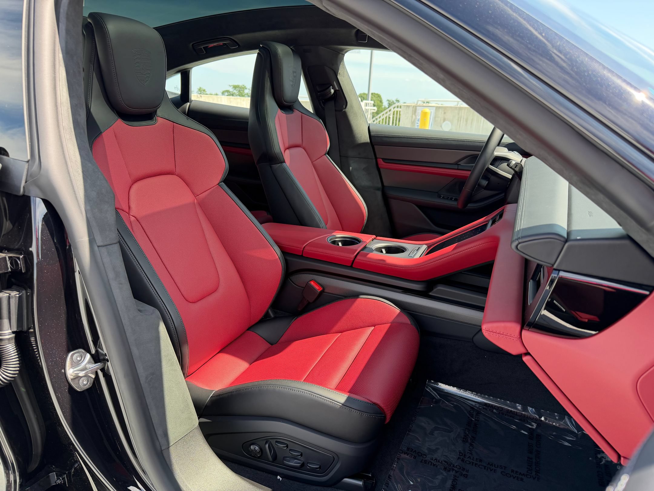 New 2026 Porsche Taycan GTS AWD/4WD image 22