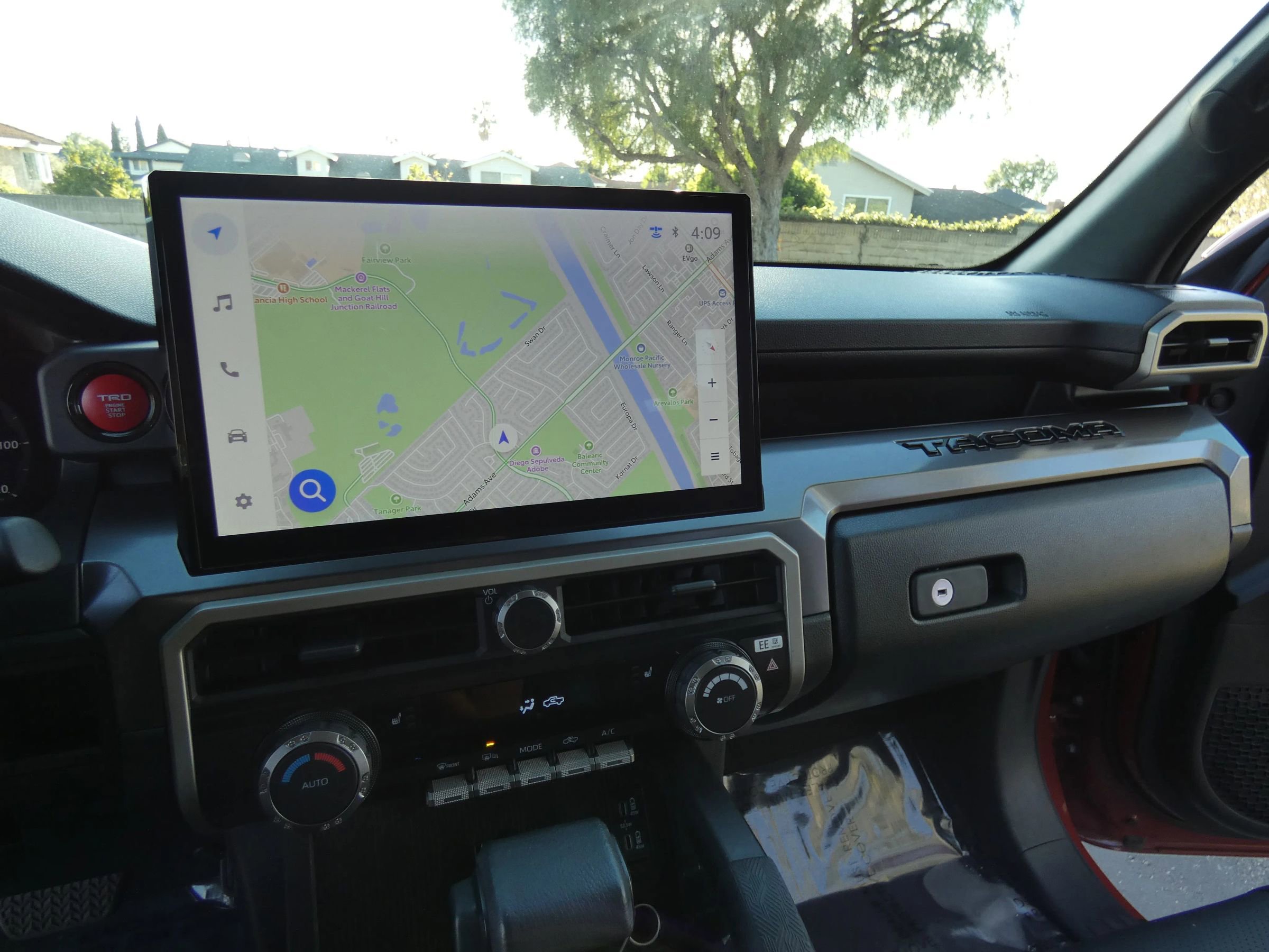 Used 2025 Toyota Tacoma TRD Off-Road image 58