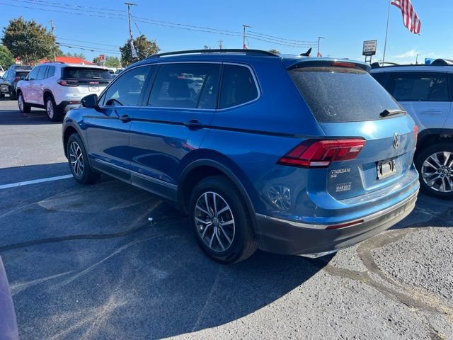 Used 2020 Volkswagen Tiguan SE AWD/4WD image 3