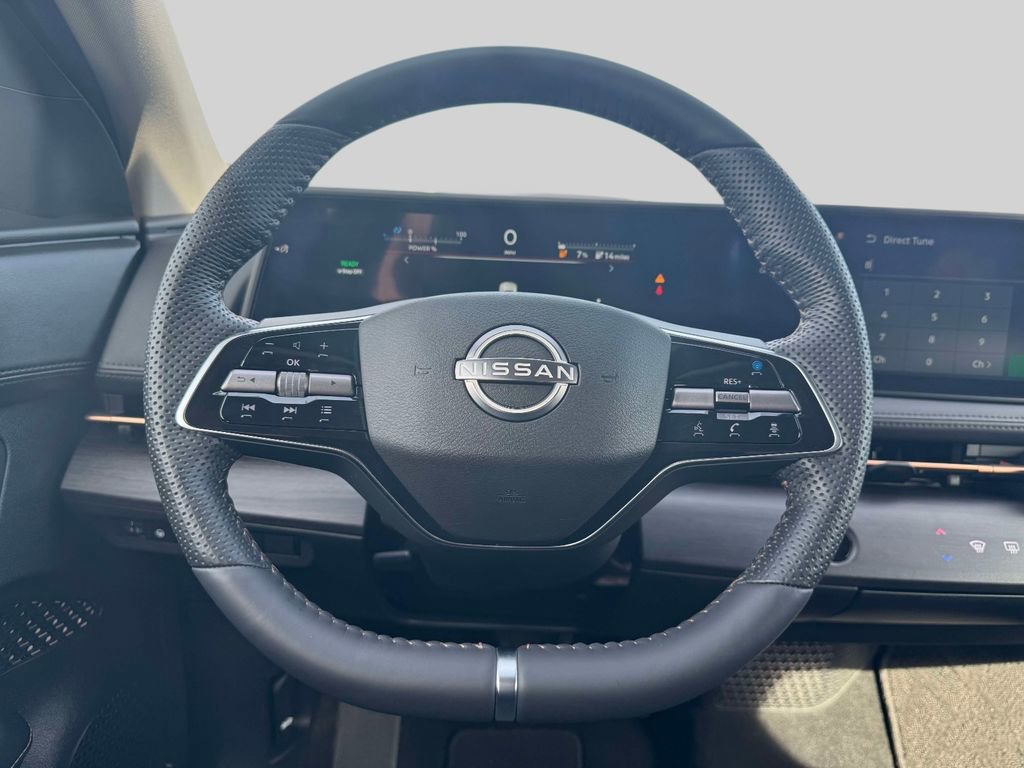 Used 2025 Nissan Ariya AWD image 13