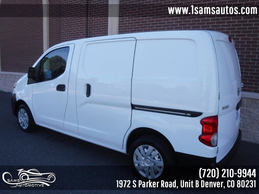 Used 2019 Nissan NV200 S image 4