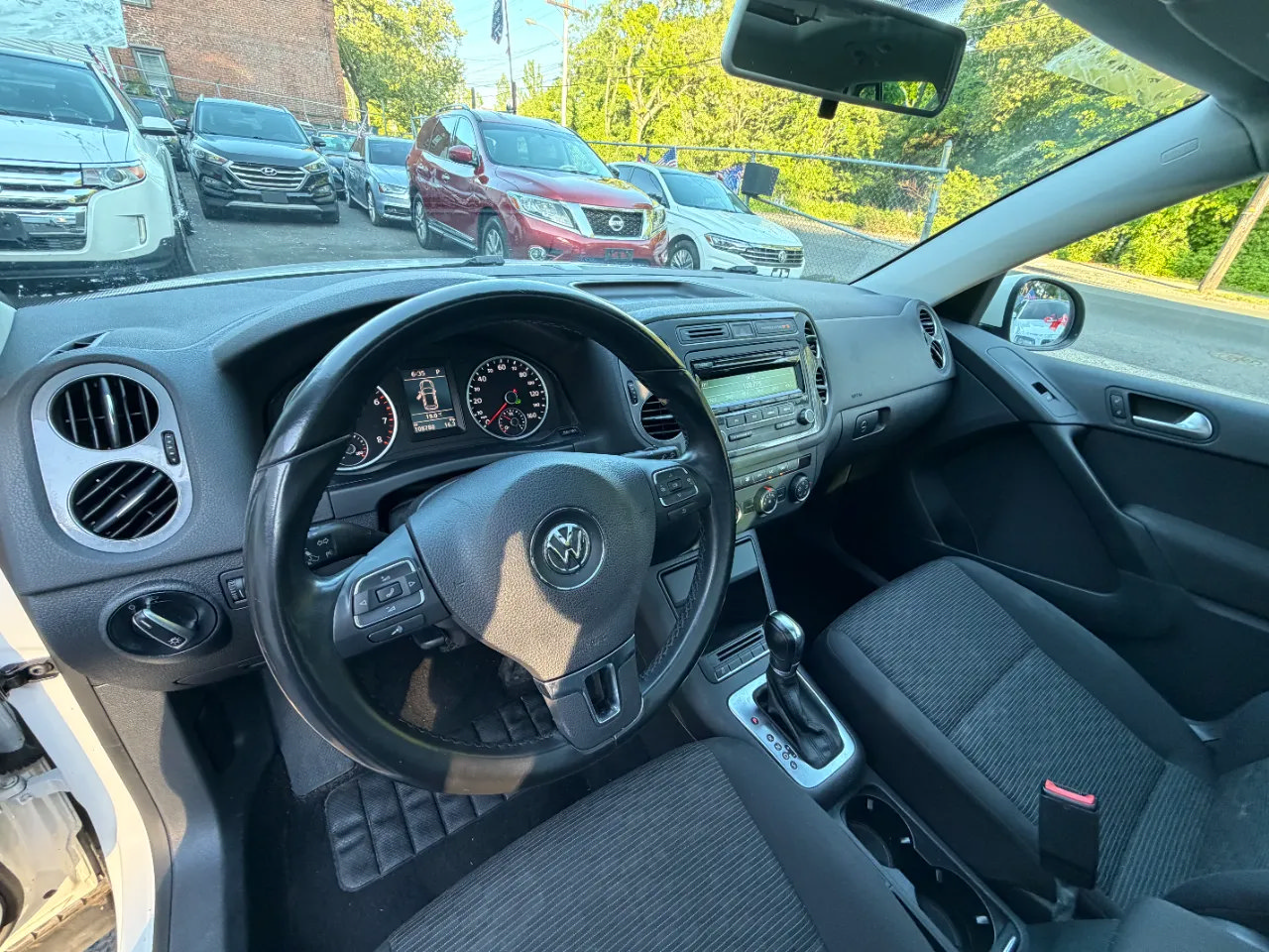 Used 2013 Volkswagen Tiguan S FWD image 22