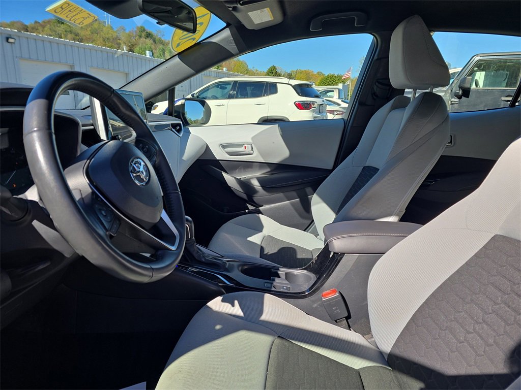 Used 2024 Toyota Corolla SE image 11