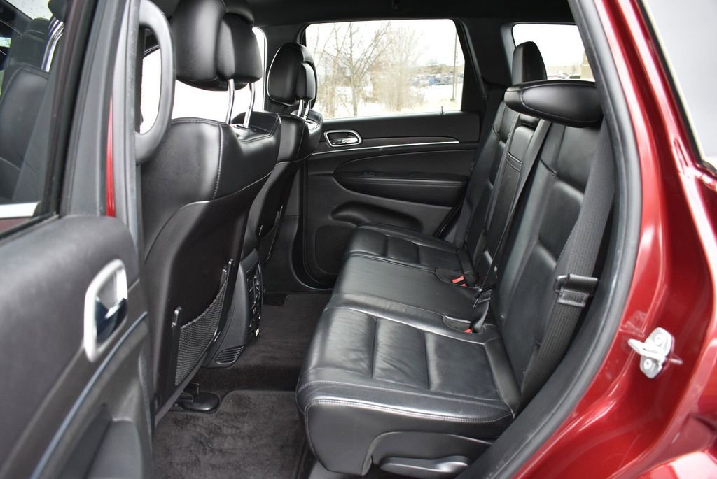 Used 2018 Jeep Grand Cherokee Limited w/ Mopar Chrome Edition Group image 27