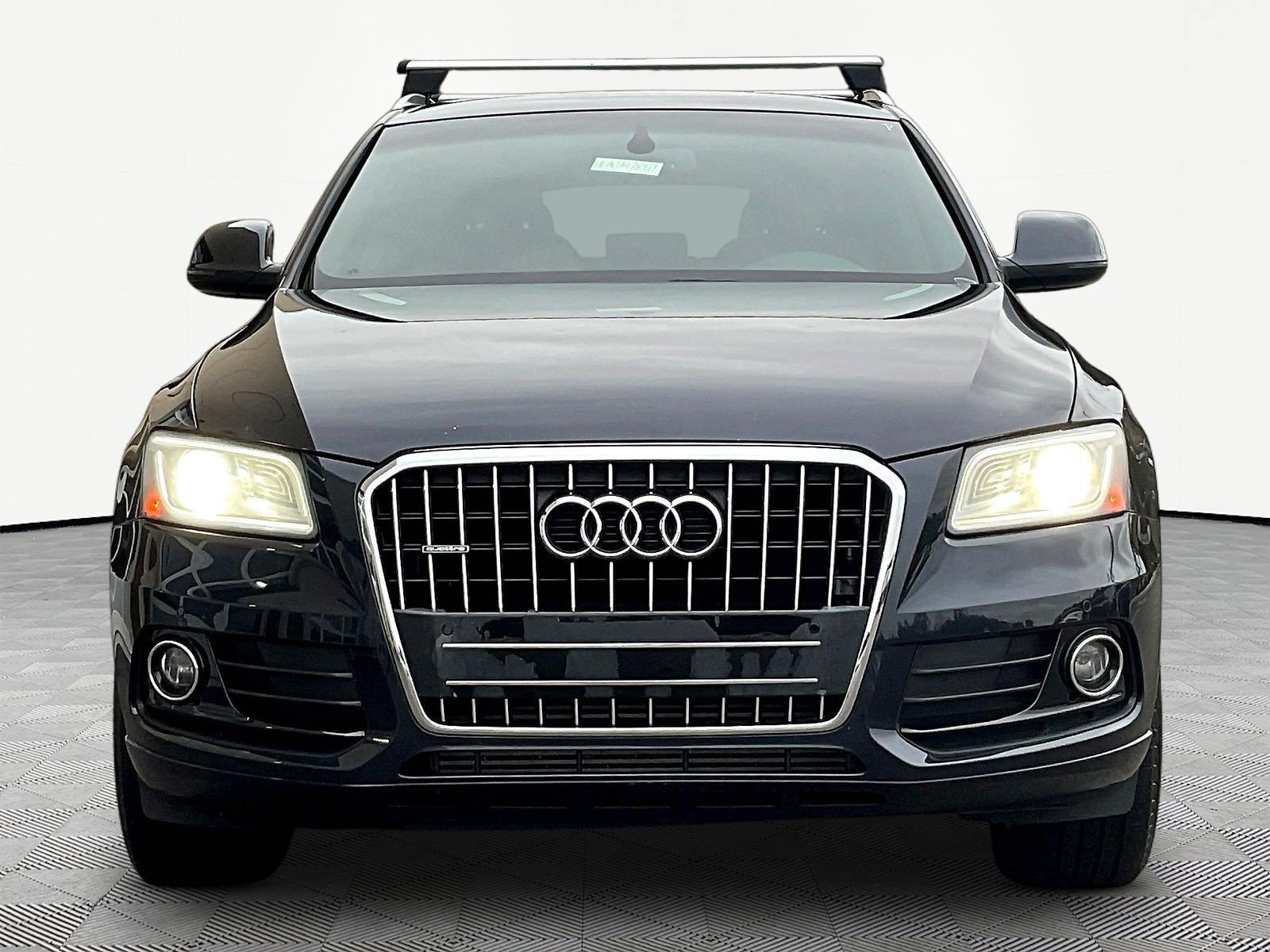 Used 2014 Audi Q5 2.0T Premium Plus w/ Premium Plus Package AWD/4WD image 2