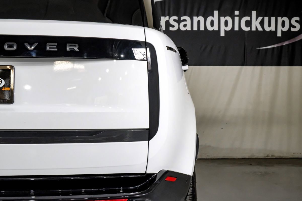 Used 2024 Land Rover Range Rover SE image 39