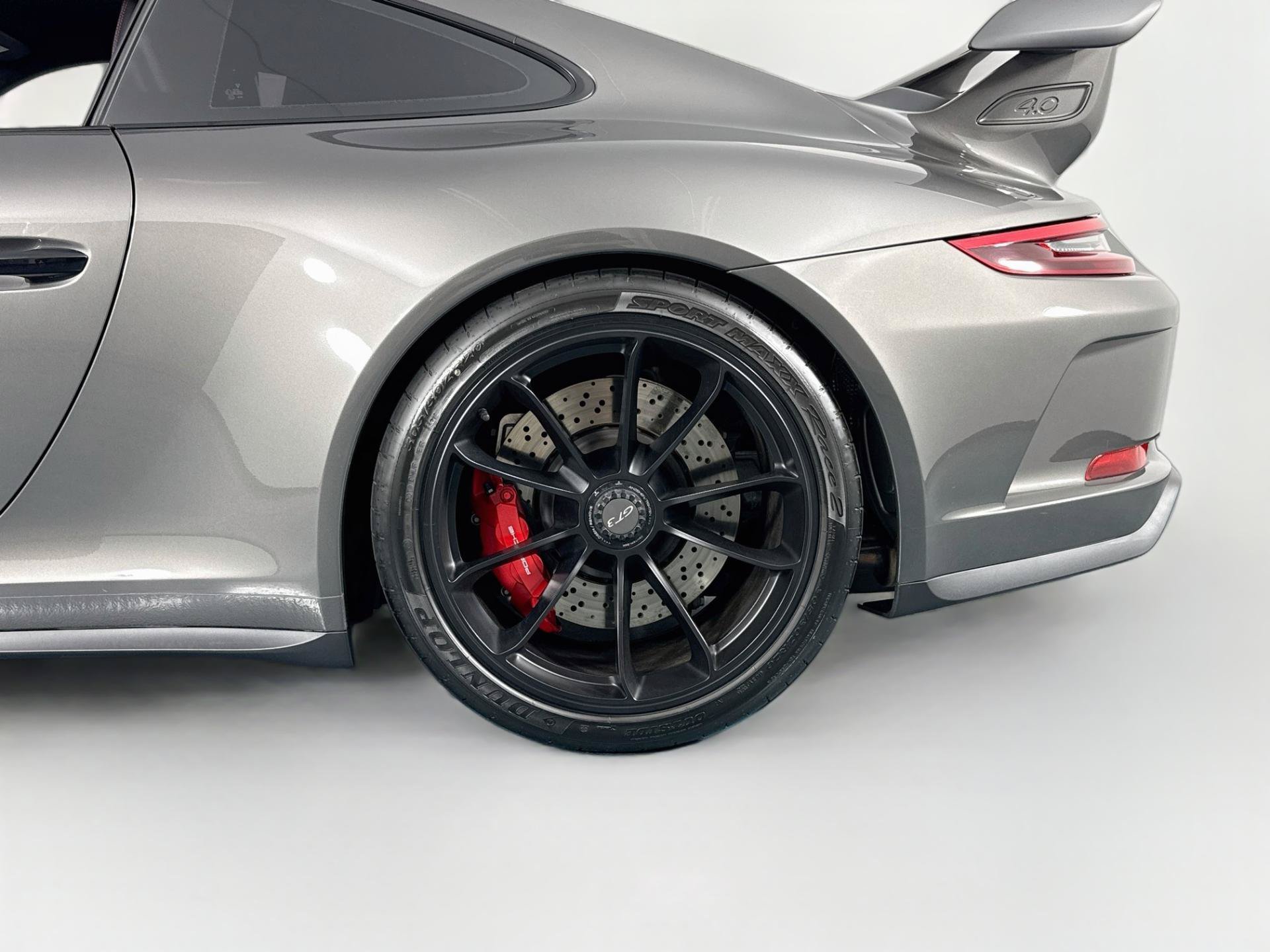 Used 2019 Porsche 911 GT3 RWD image 30