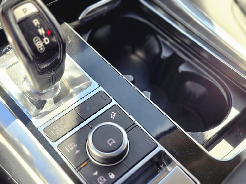 Used 2022 Land Rover Range Rover Sport HSE Silver Edition image 27