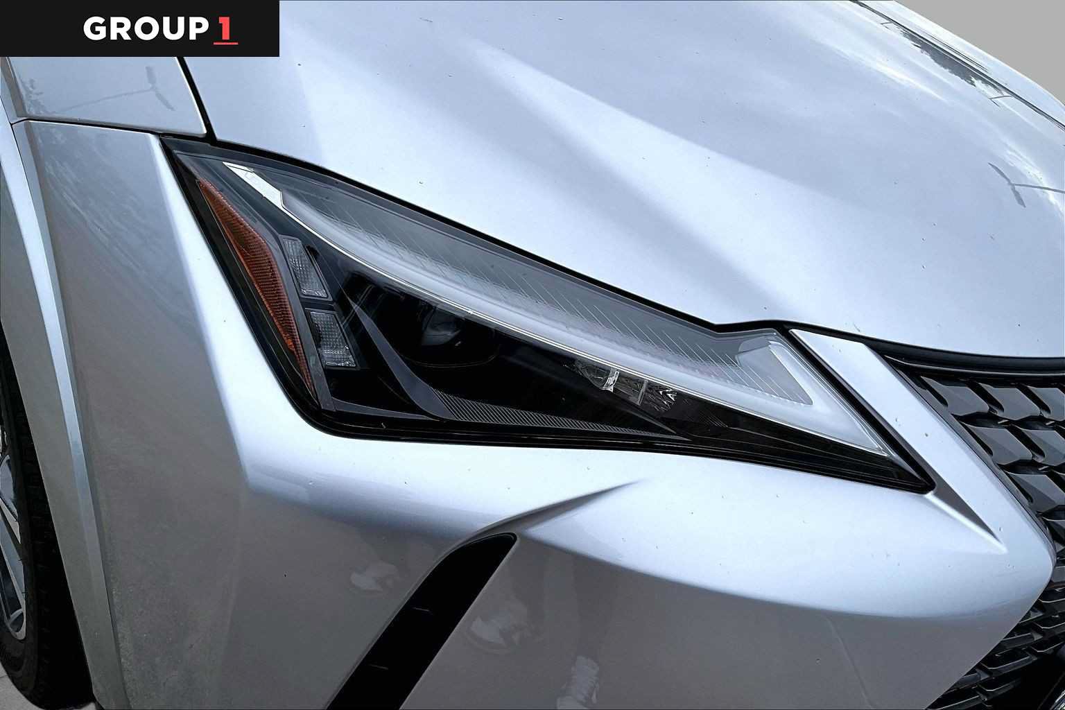 Certified 2025 Lexus UX 300h FWD w/ Accessory Package (Z1) image 25