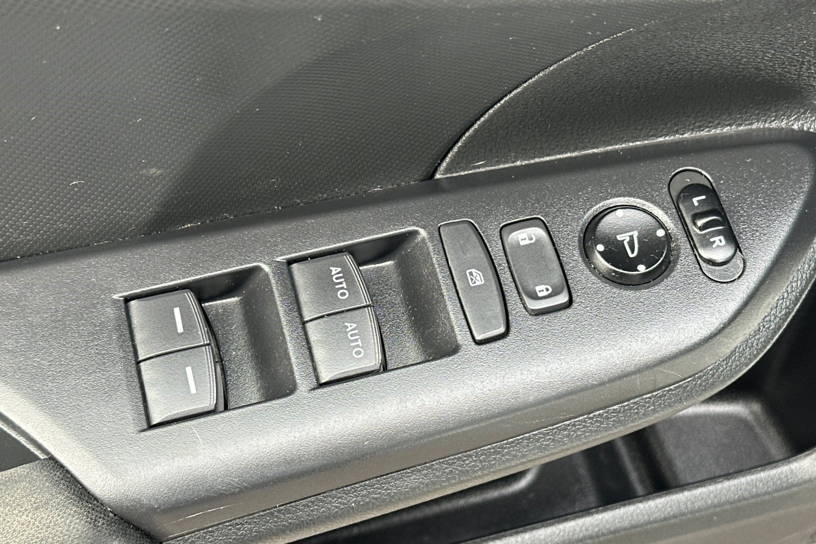 Used 2019 Honda Civic LX image 14