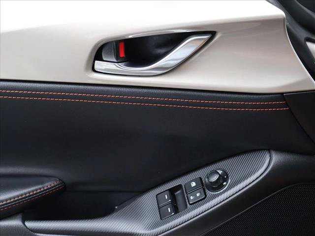 Used 2022 MAZDA MX-5 Miata RF Grand Touring RWD image 13