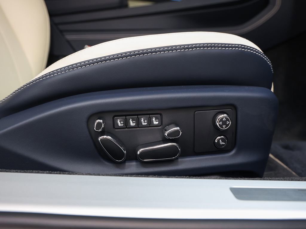 Used 2024 Bentley Continental GT image 16