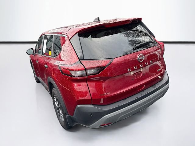 Used 2023 Nissan Rogue S image 5