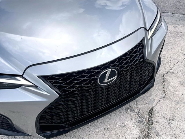 Used 2022 Lexus IS 350 F Sport RWD image 30