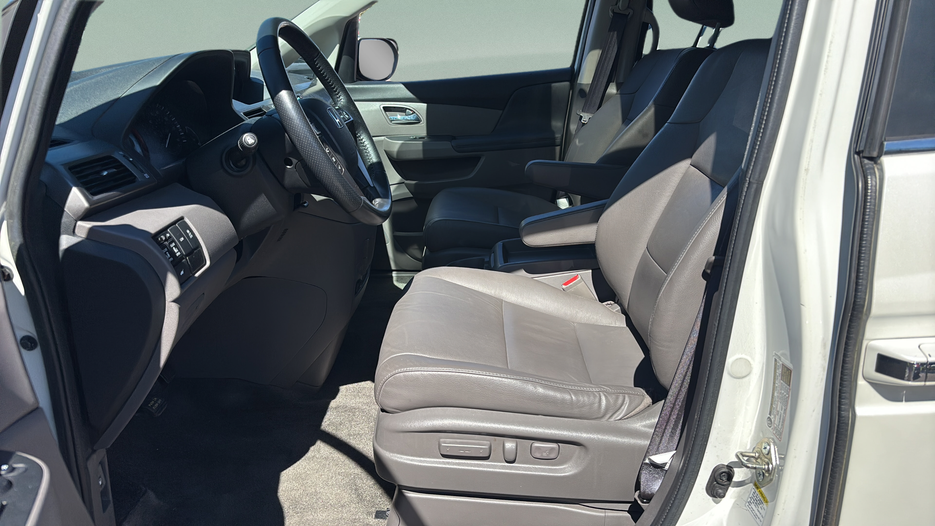 Used 2016 Honda Odyssey EX-L image 9